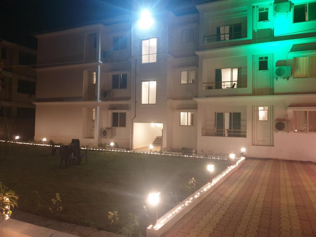 Dacha Arambol Hotel ภายนอก รูปภาพ